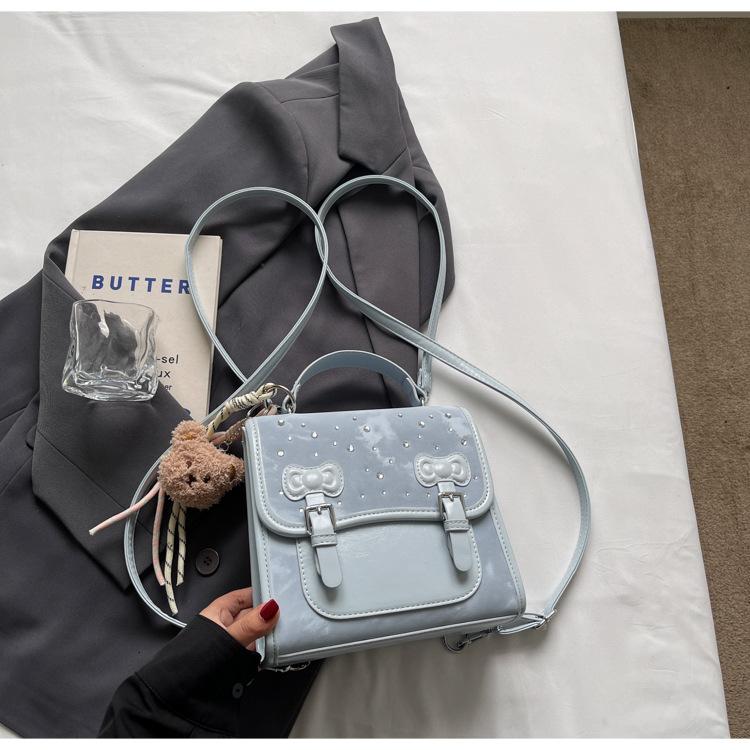 

College Feng Shui Diamond Backpack Women s 2025 New Korean Version Niche Travel Backpack Fashion Multifunctional Messenger Bag