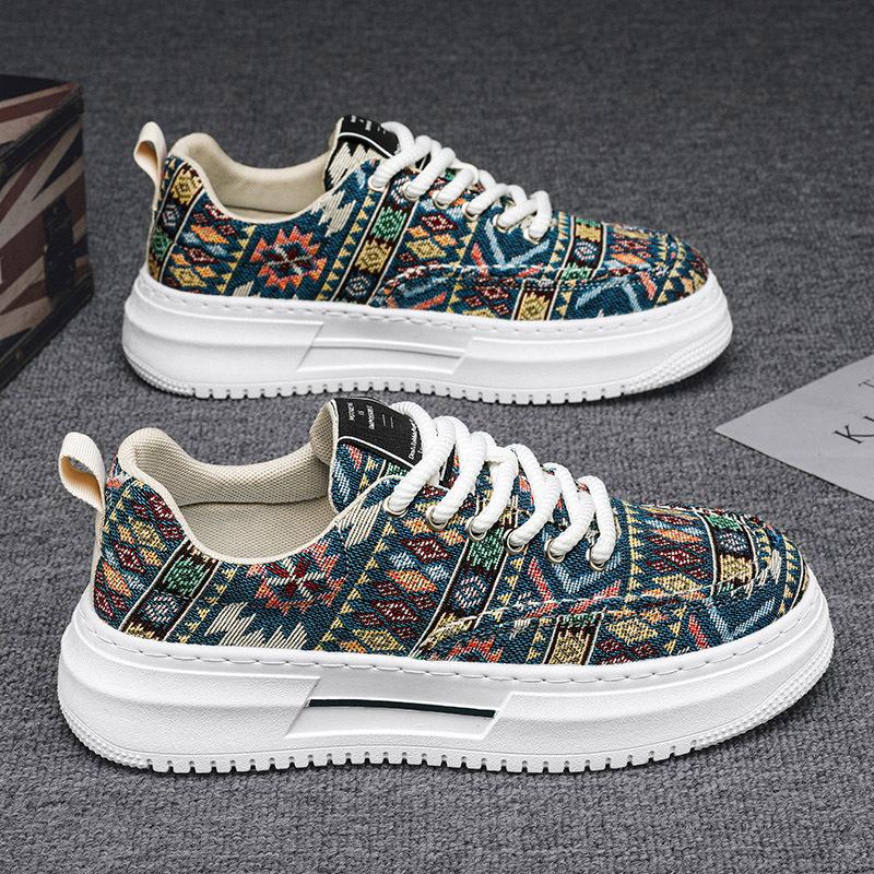 Ethnic Style Men's Stripe Sneakers Casual Breathable Canvas Shoes Loafers Fashion Trend Male Flats Boards Shoes Tennis Masculino