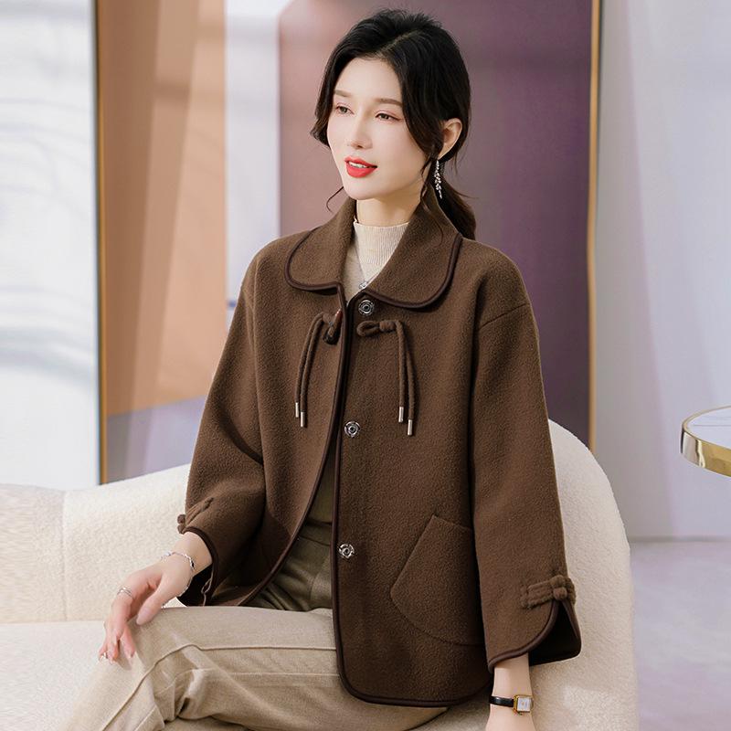 

Mom s Fashionable Age-Reducing Korean Velvet Cardigan for Women in 40s and 50s - Autumn/Winter Knit Jacket 3XL: 130-150 lbs