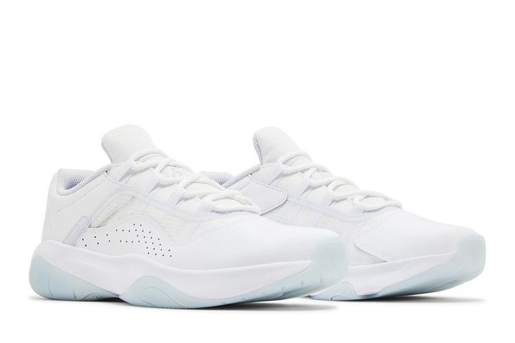 Jordan 11 CMFT Bajo Blanco Azul Hielo Gris Fútbol (De las mujeres)
