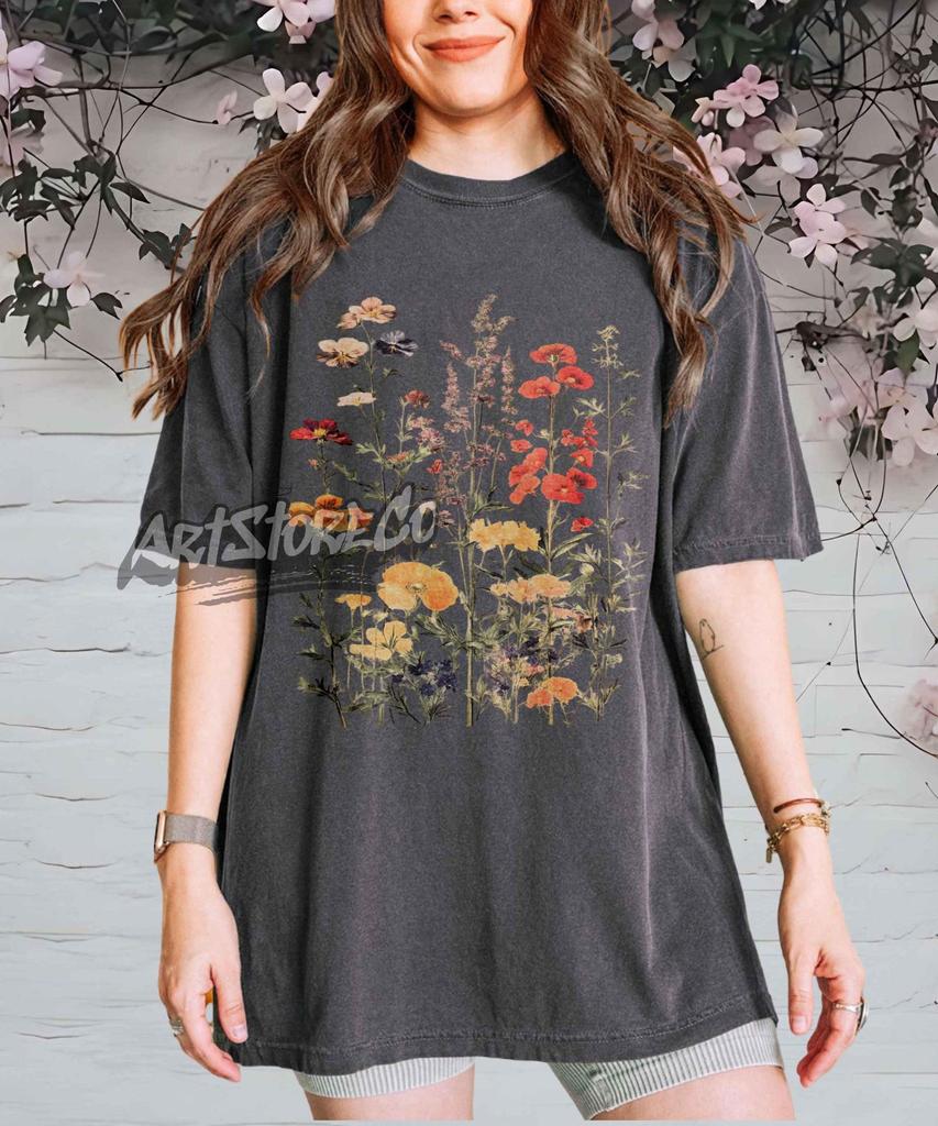 Vintage Floral Print T-Shirt, Retro Botanical Graphic Tee
