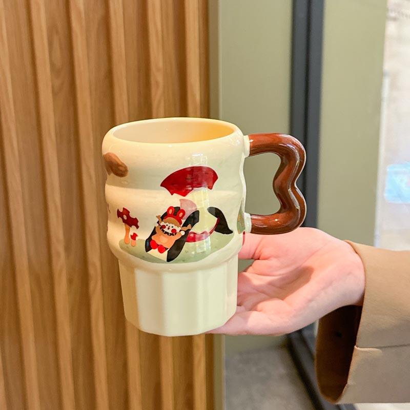 Birthday gift for girls, retro girl straw ceramic cup, cute mug with lid, girlfriend's souvenir gift box.