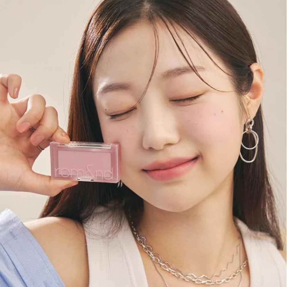 

Rom [Blush] Rom Better Dan Cheek W03 Apricot Milk
