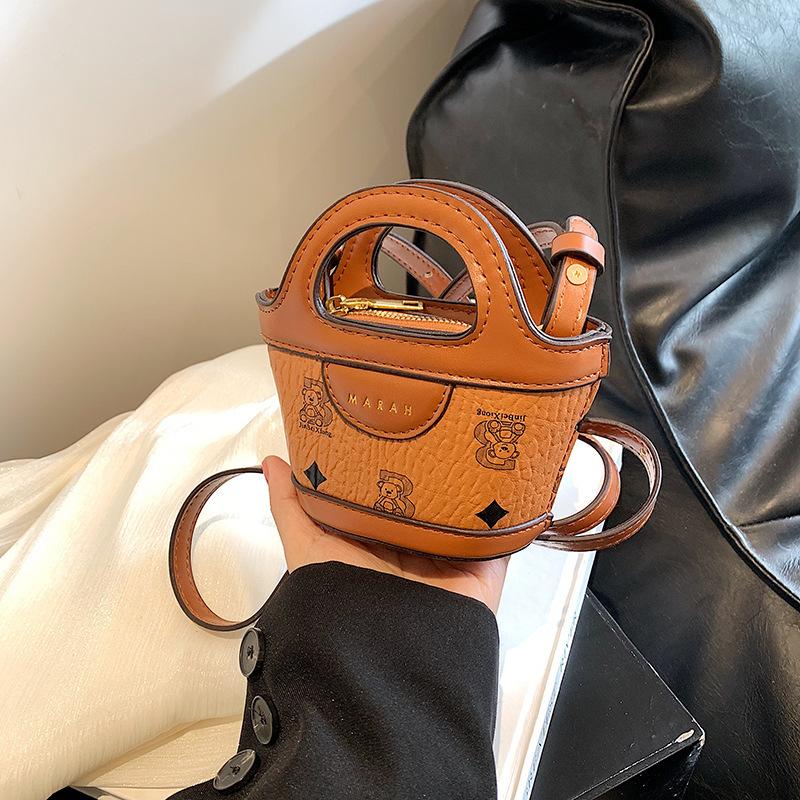 Children's small bag, girls' portable vegetable basket, exquisite mini high-end girl accessories bag