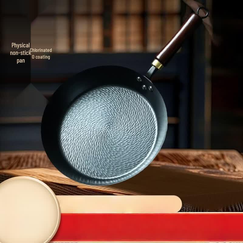 GOWKE Forged Iron Hammered Flat-Bottom Frying Pan