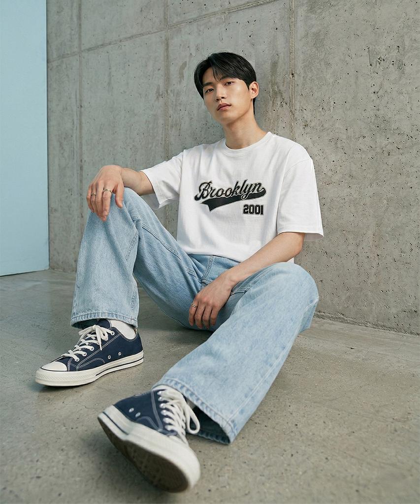 CRISCELO (Unisex) Brooklyn T-Shirt - (White 20S Oversized Fit)
