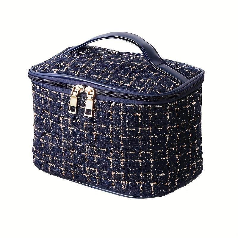 [Stylish Makeup Bag] Large Plaid Makeup Bag | Multi-Functional Travel Organizer with Rayon Lining, Polyester Material,Perfect Gift for Girlfriend,Wife