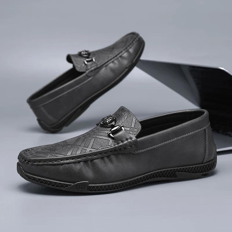 Fashion Luxury Brand White Black Leather Men Casual Shoes Formal Men Dress Shoes Designer Breathable Slip on Driving Shoes Men Loafers