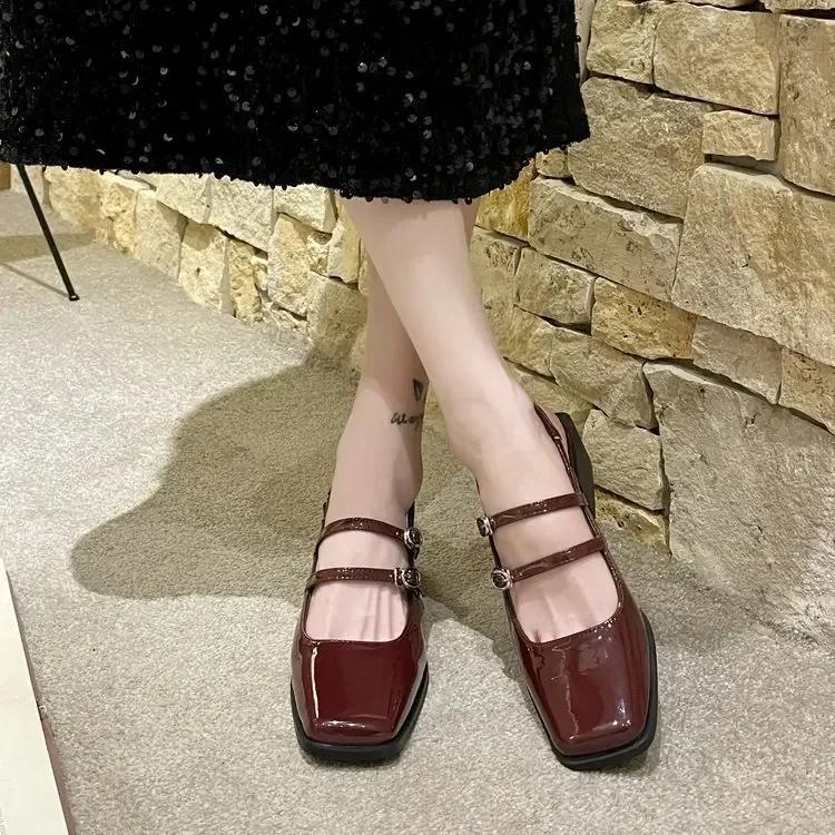 Fashion 2024 New Baotou Sandals Women Retro Square Headed Thick Heels High Heels Back Hollow Line with Bright Leather Shoes