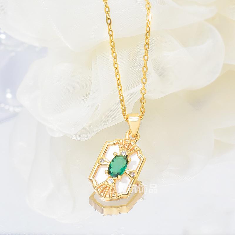 

Изумрудное квадратное ожерелье женское придворное винтажное премиальное универсальное геометрическое циркониевое ожерелье