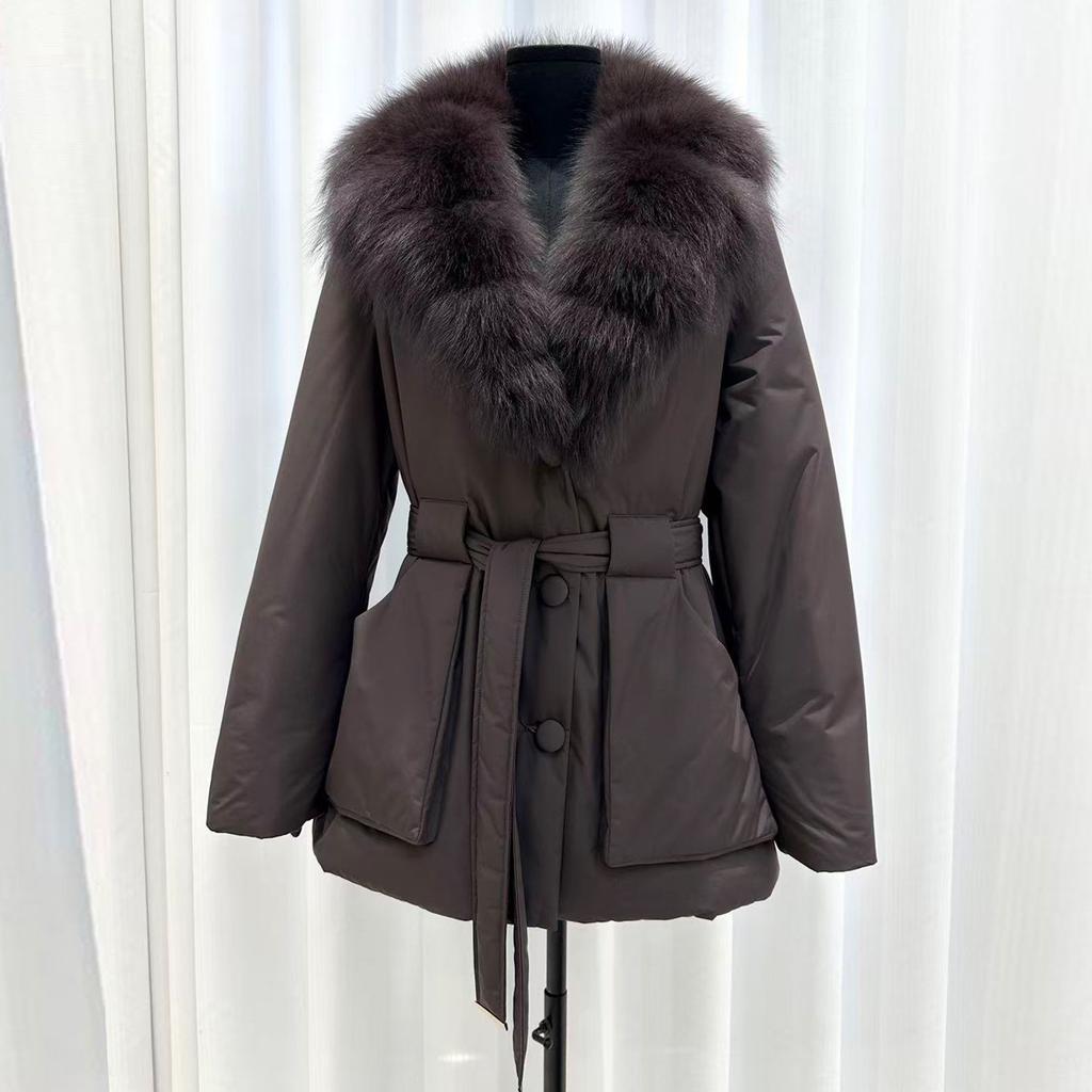 Avrupa kış yeni doğal tilki kürk yakalı kaz tüyü mont kadın kısa moda bel kalınlaştırılmış sıcak ceket