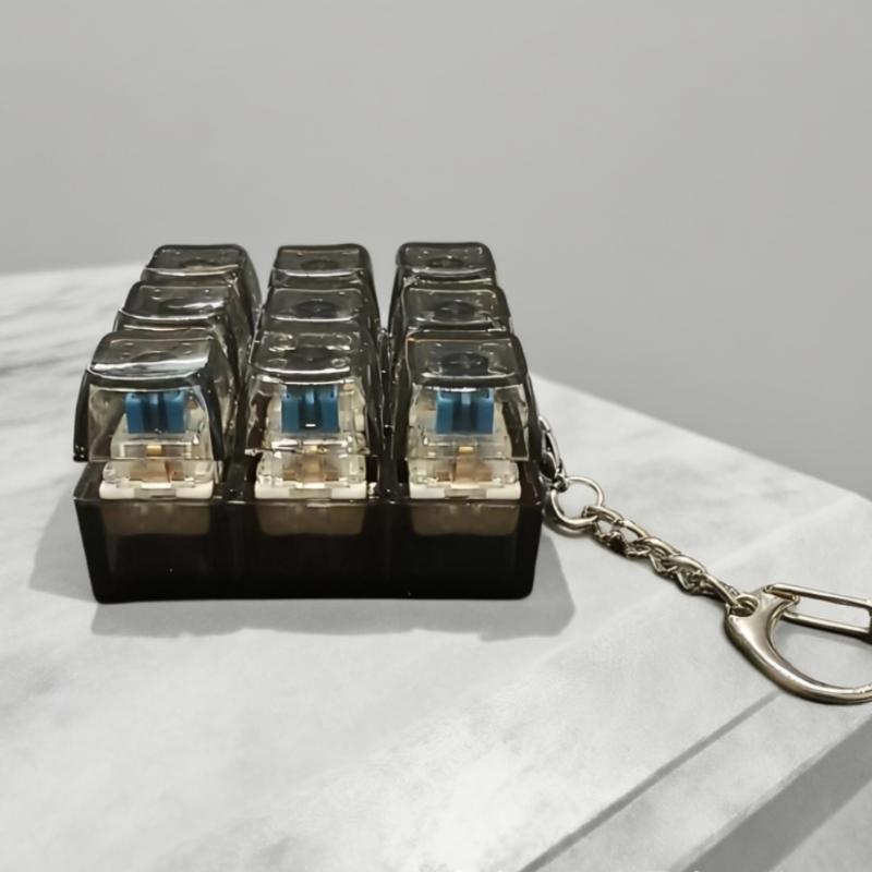 Nine Key Mechanical Keyboard Keycap Fidget Toys Keychain Stress Relief Fingertip Gadget Decompression Fidget Toy