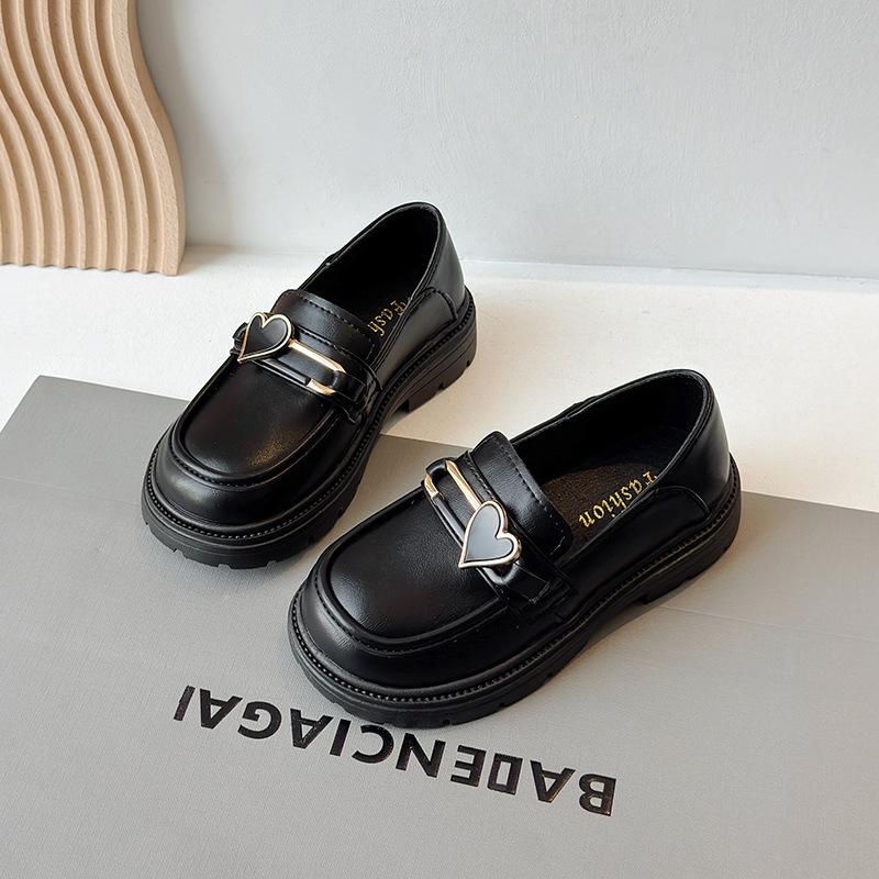 

Туфли для девочек Детские туфли-принцессы из маленькой кожи 2025 весна новая весна детские черные лоферы британский стиль 26-31 yards whole box shot 48 pairs