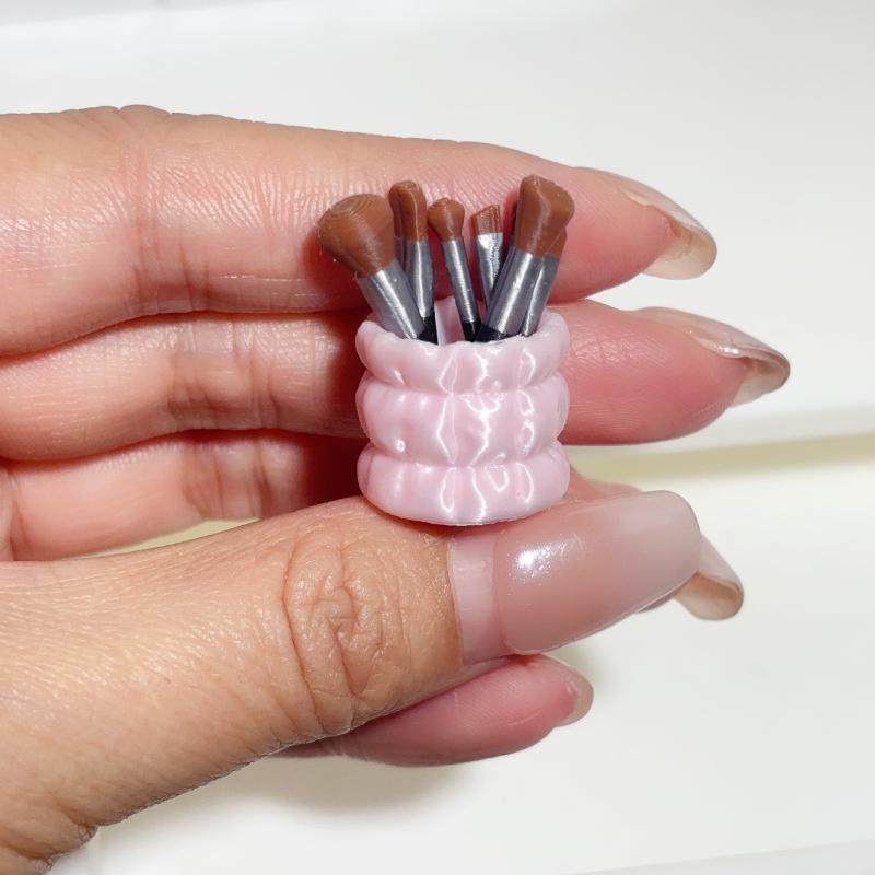1 Set Doll Accessories Toys 1/12 Dollhouse Miniature Simulation Makeup Brush Pen Holder Model Ornament Scene Decoration