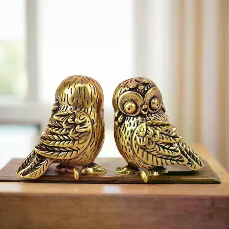 1 Pieza Figuras de Animales Pájaros Retro Mini Estatua de Búho Latón Metálico Mascota de Té Adorno de Mesa Accesorios de Decoración del Hogar Miniaturas Manualidad