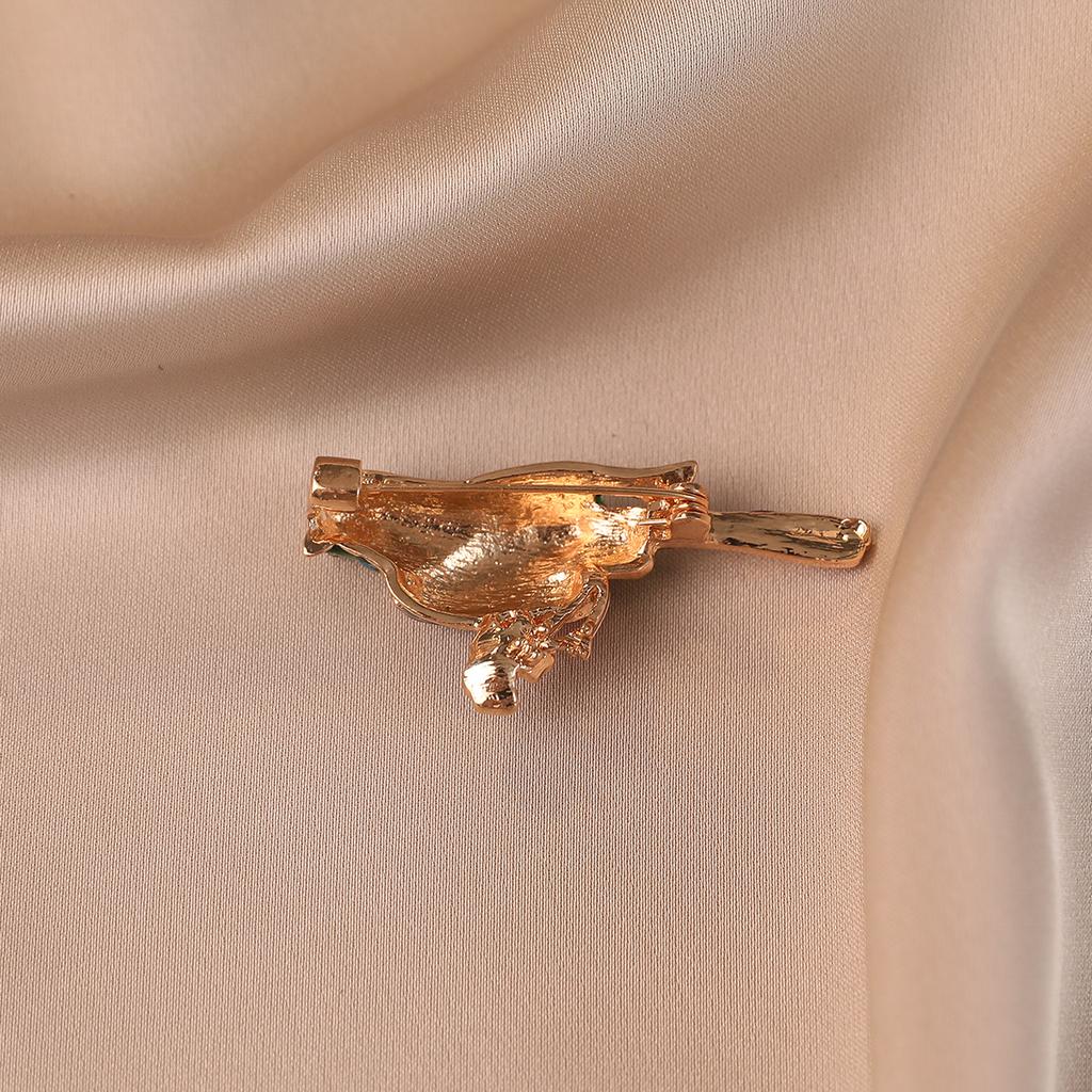 Exquisite and Distinctive Seven-color Thrush Brooch Creative Simulation Bird Corsages Fashionable Coat and Women's Suit Pins