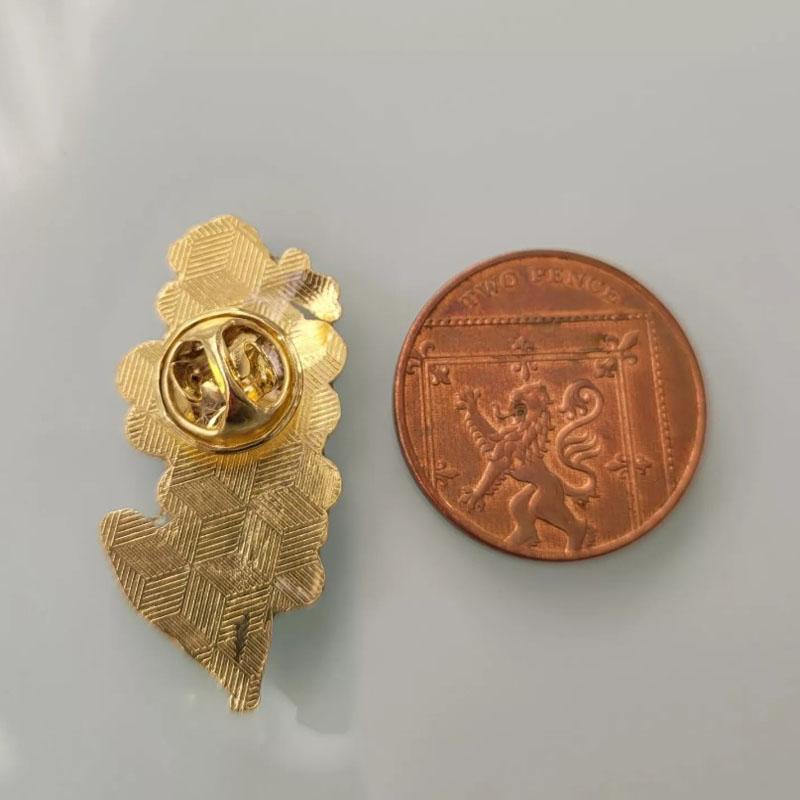 Blue Forget Me Not Flower Small Badge Vintage Look Pin Enamel Gold Brooch Gift