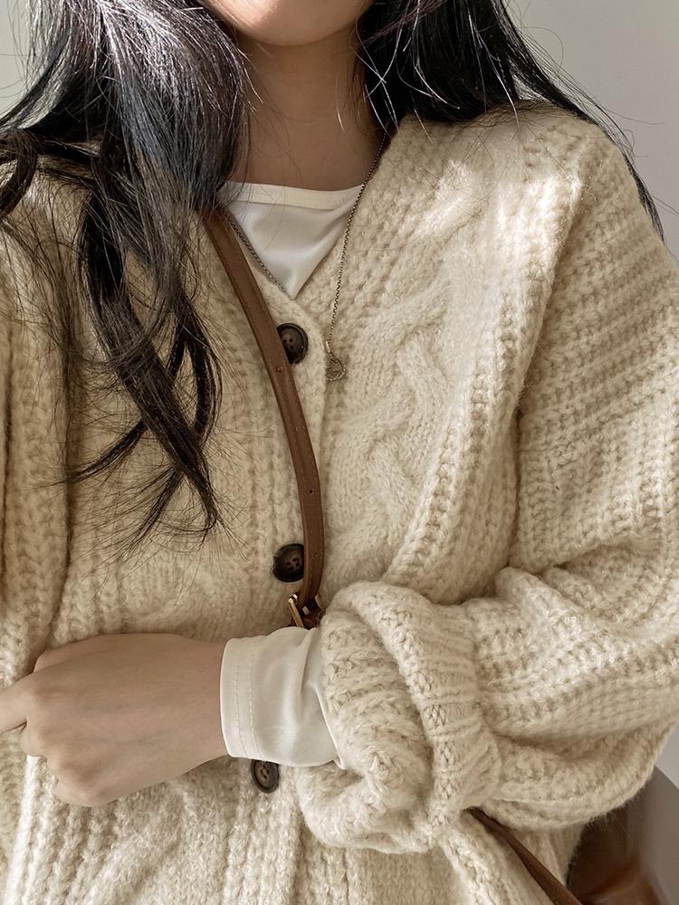 2026 Korean Thick Women Cardigan Knitted Sweater Autumn Winter Chic Loose Long Sleeve Tops Simple Solid Sweater Female