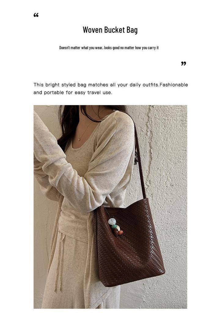 2026 Summer Korean Minimalist Woven Texture Bucket Bag - Large Capacity, Solid Color, Single Shoulder & Handheld