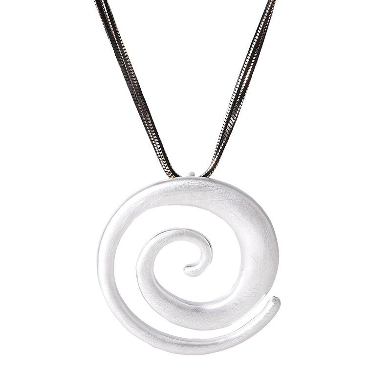 Pendant Geometric Love Shape High-End Long Women'S Fashion Versatile Sweater Chain