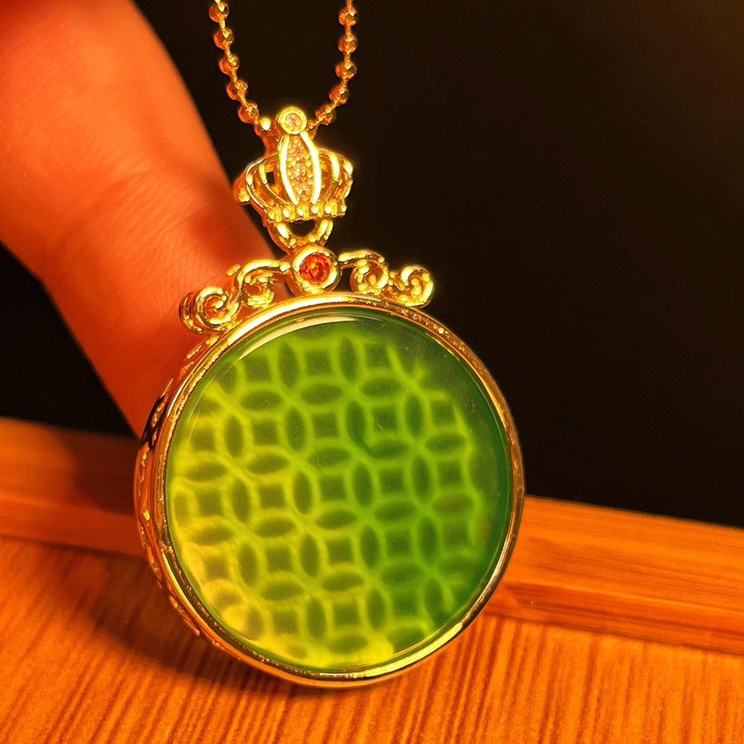 Полный Зеленый Ян Зеленый Натуральный Агат Зеленый Халцедон Подвеска Женская Открытая Слегка Инкрустированная, Реальная Съемка Точность