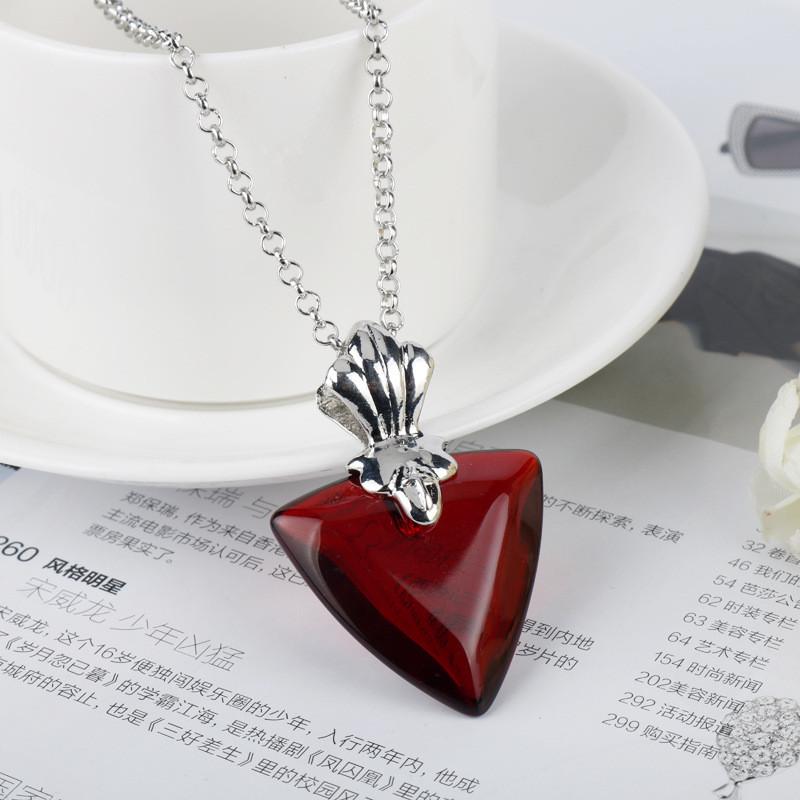 Tohsaka Fate Night Rin Necklace With Resin Heart For Cosplay Travel Or Use Gift