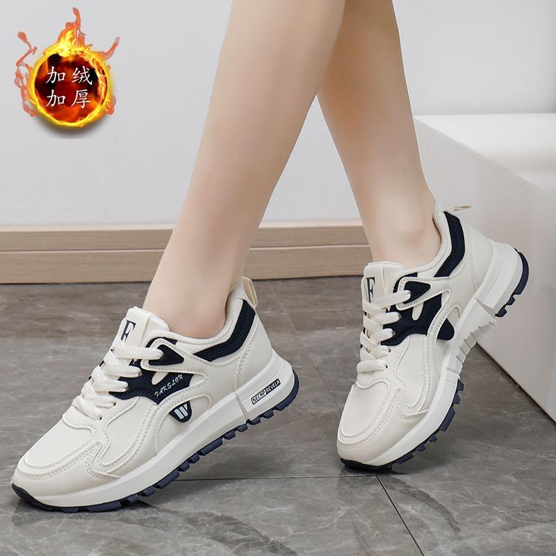

Winter velvet new versatile platform shoes children s little white shoes female students Korean version ins Harajuku sports board shoes 42