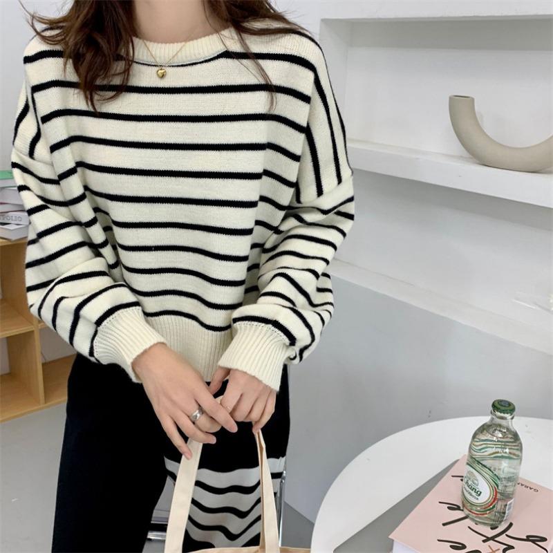 Back Slit Retro Short Section Round Neck Pullover Striped Sweater Female Thick Section Loose Round Neck Knitted Bottoming Shirt Outer Wear