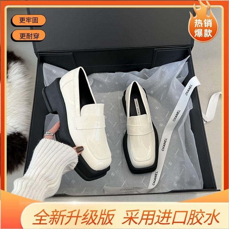 2025 spring and autumn new British style thick-soled square head retro loafers French muffin and small leather shoes for women