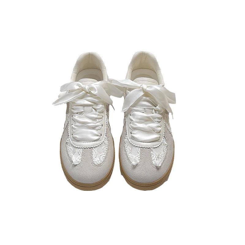 Silver lace niche moral training shoes women's 2025 new popular pearlescent shoelaces thin retro ballet style white shoes