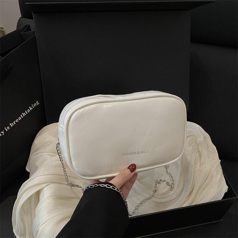 Solid color casual small square bag summer popular new fashion simple trend chain shoulder messenger bag