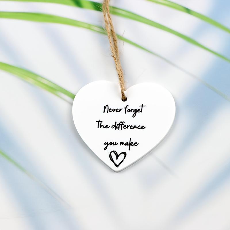 

1 шт. Искренние благодарственные подарки Никогда не забывайте разные дизайны сердец, которые вы сделали Акриловые сувениры белый