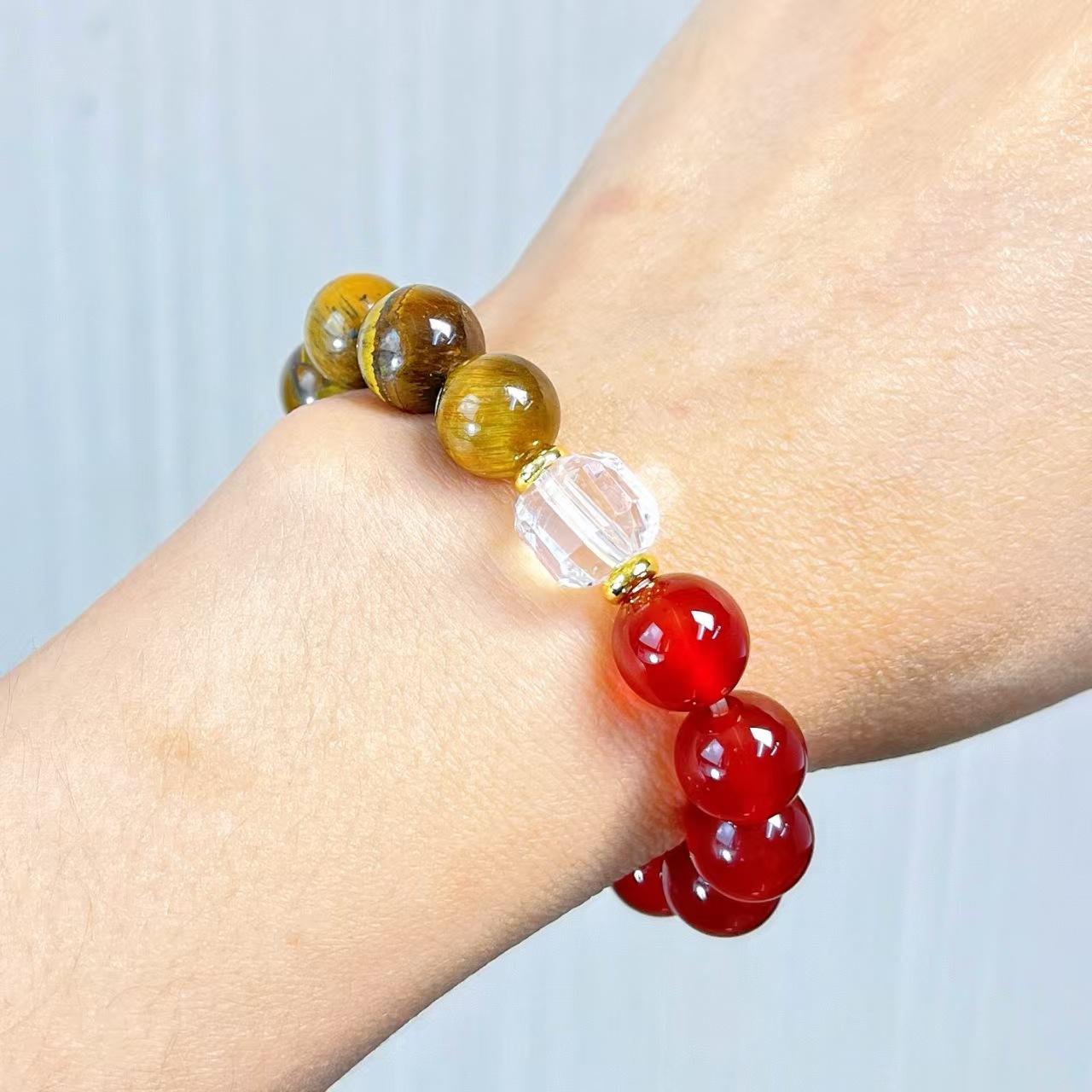 Retro Natural Tiger S Eye Red Chalcedony White Crystal Bracelet Bracelet.