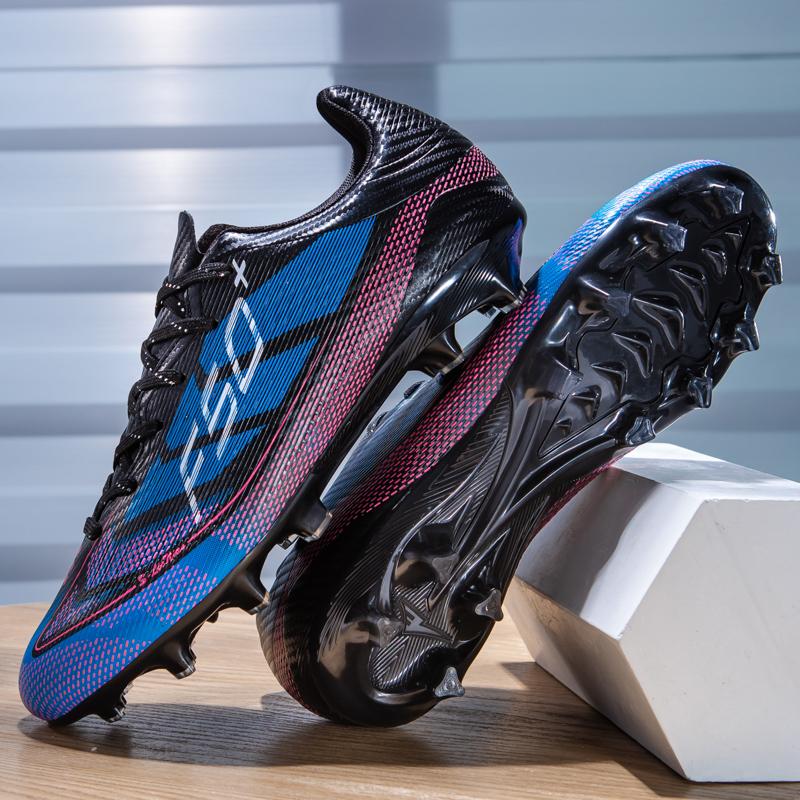 New Men Football Boots Grass Outdoor Sport Training Shoes Match Sneakers Non-Slip Soccer Shoes Professional Ultralight Unisex