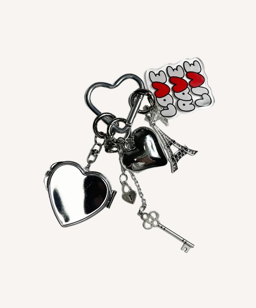 LOVERAVELIVE Layered Keyring (Romantic Paris)