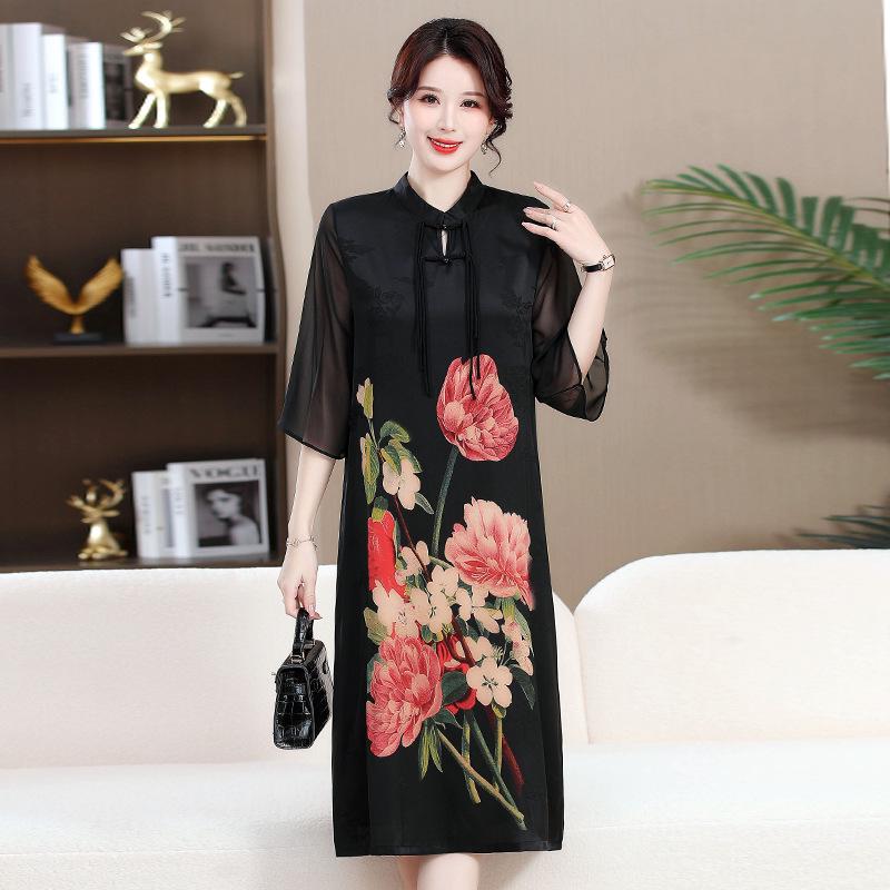

Women s Summer Qipao Dress: Modern National Style with Frog Button, Age-Reducing Three-Quarter Sleeves for Middle-Aged Moms 5XL [recommended 75-82.5kg] чёрный