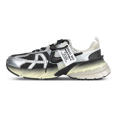V2K Run Mesh Breathable Low Top Running Shoes Women's Silver Black FD0736-100(Team116-)