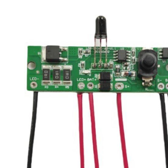 Solar Street Light Controller Module with Remote Control Universal Easy to Install Battery Powered Street Light Circuit Board