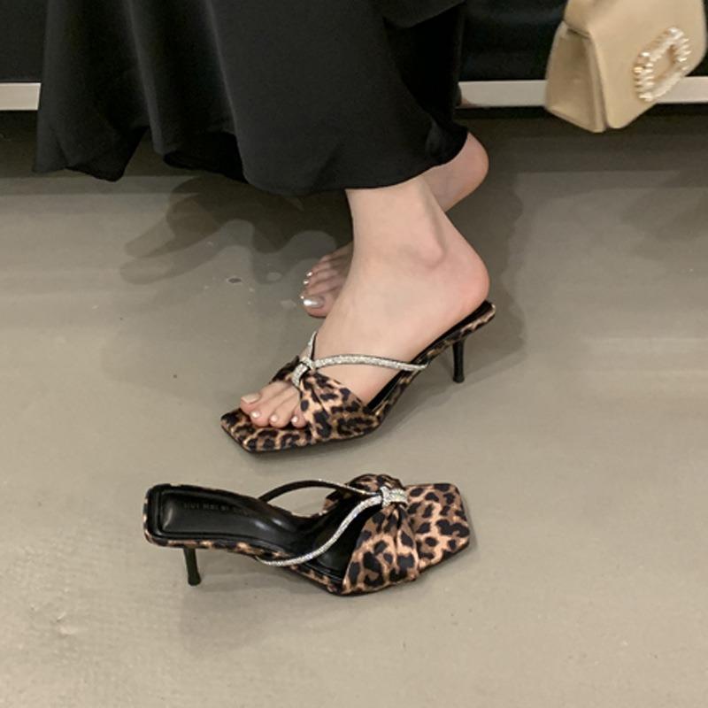 Temperament Sandals Summer New Style Retro Open-toed Simple Versatile Stiletto High-heeled Women's Slippers