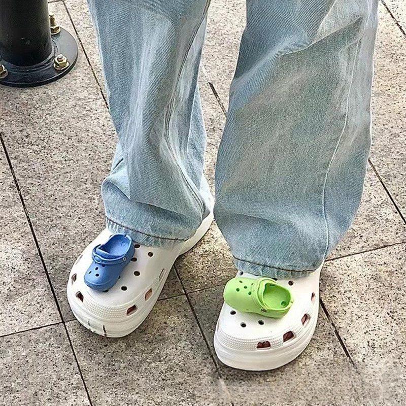 1Pcs Cute Mini Shoes Charms Fashion Shoe Decoration Adult Kids Sandals Shoe Charms Colorful Shoes Accessories