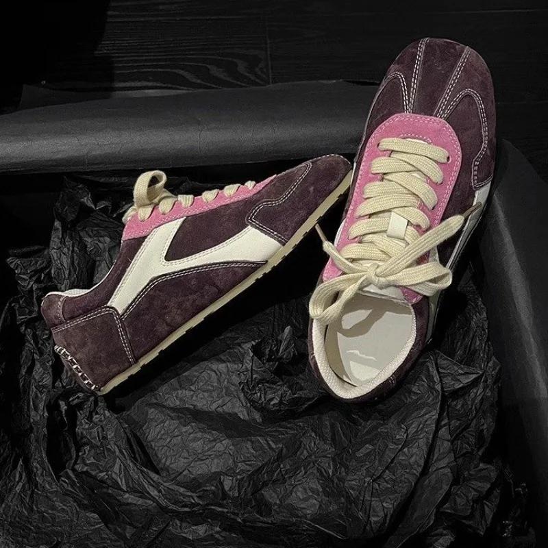 Moda Retro Alman Eğitim Kadın Spor Ayakkabıları Sonbahar Yeni Yumuşak Deri Çok Yönlü Açık Hava Günlük Spor Düz Ayakkabılar