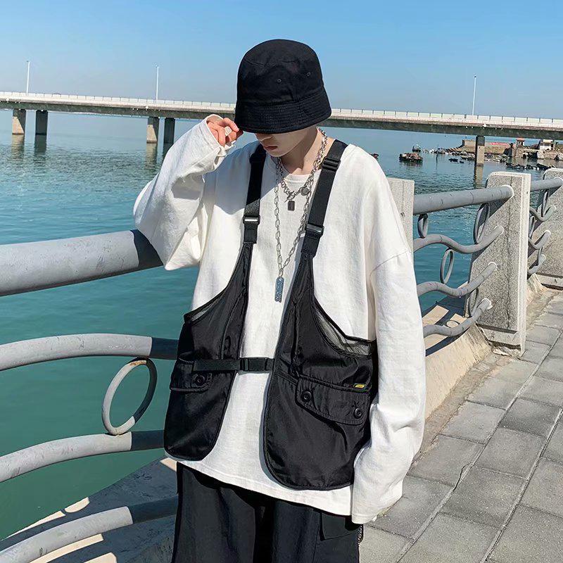 Men's Trendy Hong Kong Style Multi-Pocket Photographer Vest with Customizable Logo