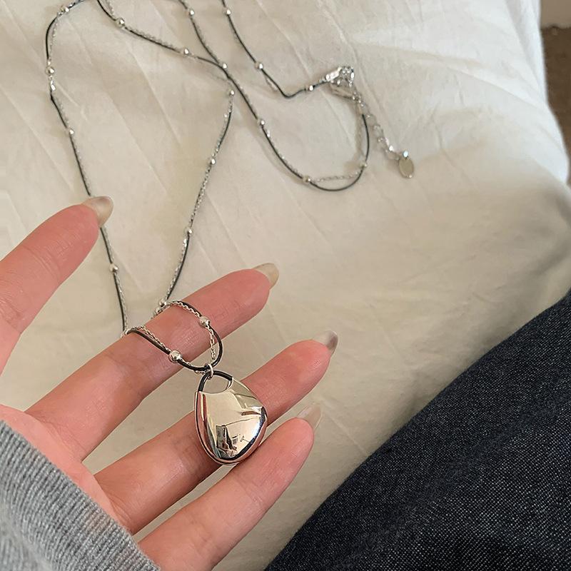 Korean wool chain geometric round double-layer pendant necklace simple sweater chain item decoration