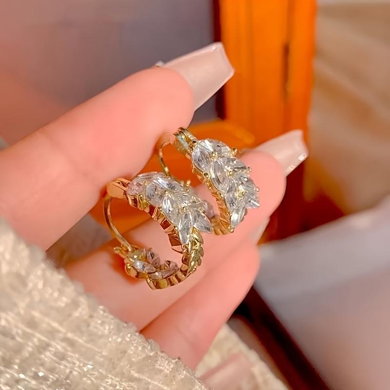 1 Pair Lainy Nature-Inspired Wheat Ear Drop Earrings - Golden Alloy Floral Design with Synthetic Synthetic Zirconia Stones, Casual To Formal Jewelry