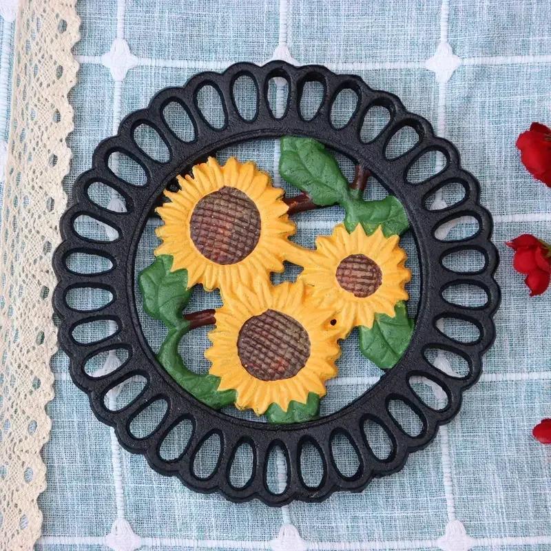 Cadre Isolant Rooster Rétro Peint en Fonte Tasses Casseroles Bols Assiettes Tapis de Repas Ronds Décoration de Cuisine Maison Ornements Artisanaux