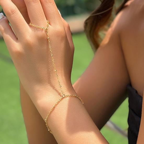 Bracelet pour femme, anneau intégré en alliage, chaîne de main rétro, anneau creux, anneau de doigt, bracelet esclave, bijoux de plage bohème, cadeau