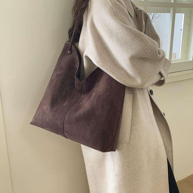 Suede Bag Women's Large Capacity 2025 New Autumn and Winter Versatile Casual Shoulder Retro Bag Commuter Tote Bag
