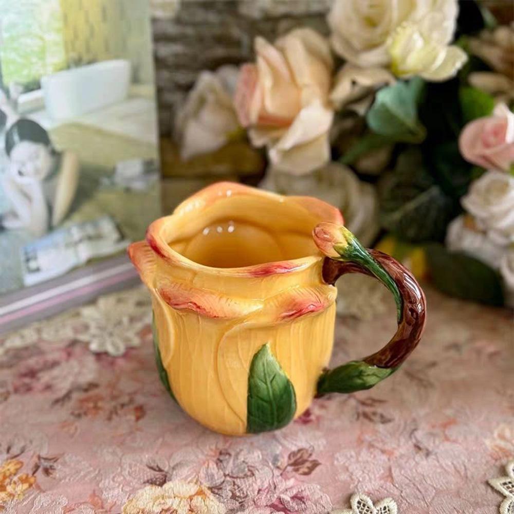 Cartoon Style Exquisite Coffee Mug Romantic Painted Rose Ceramic Coffee Mug Home Breakfast Milk Oatmeal Cup for Women Office Mug
