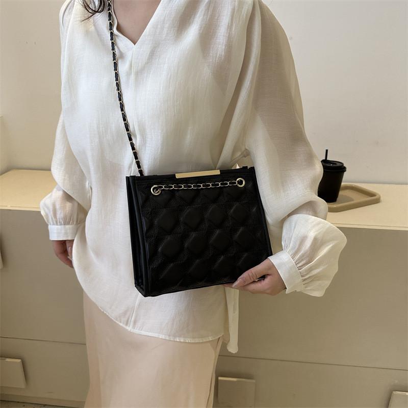 Trendy Casual Women's Crossbody Bag 2023 Stylish Mini Square Shoulder Purse In Black White Green Rose Pink