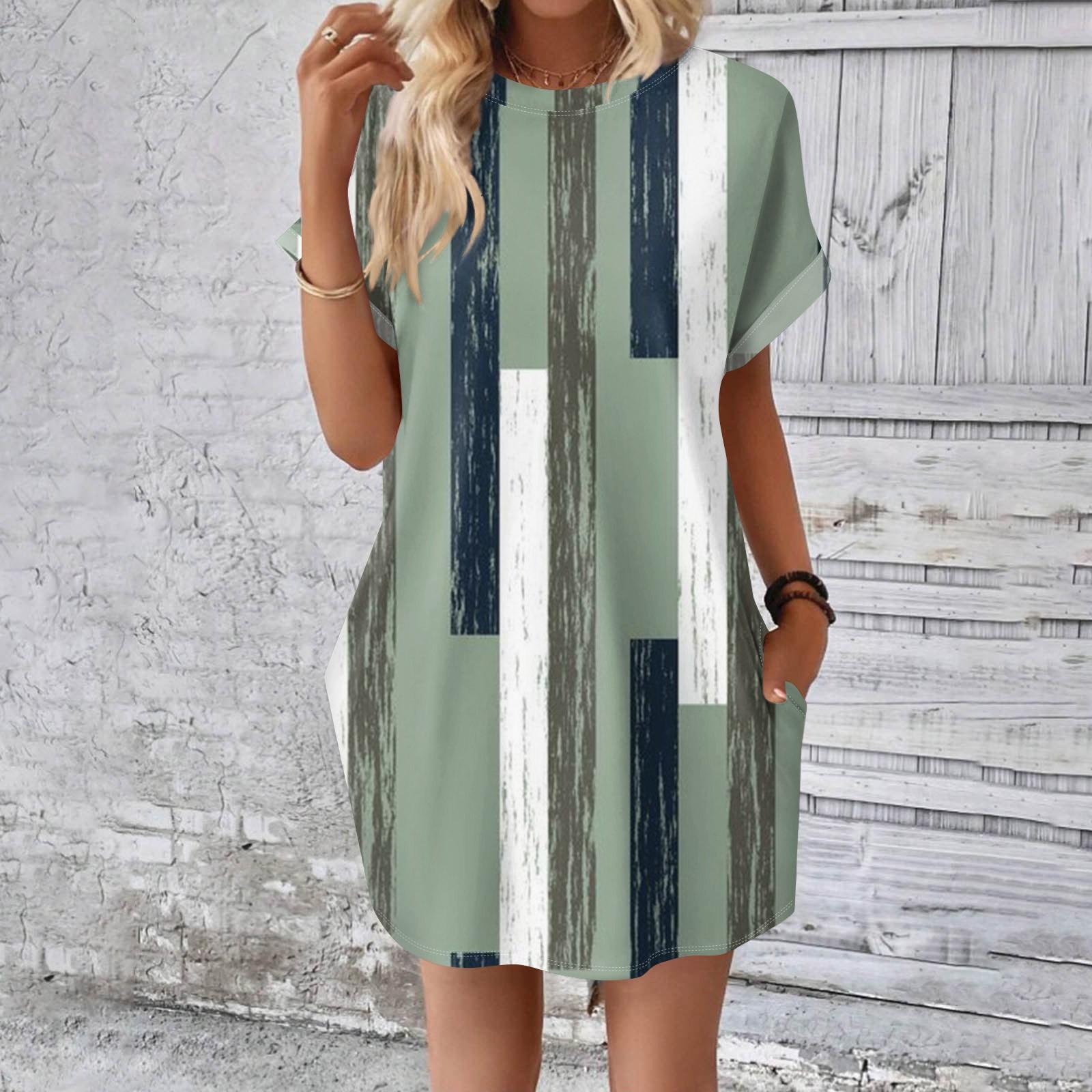 Женское модное летнее свободное платье-футболка средней длины с принтом и короткими — фото 12